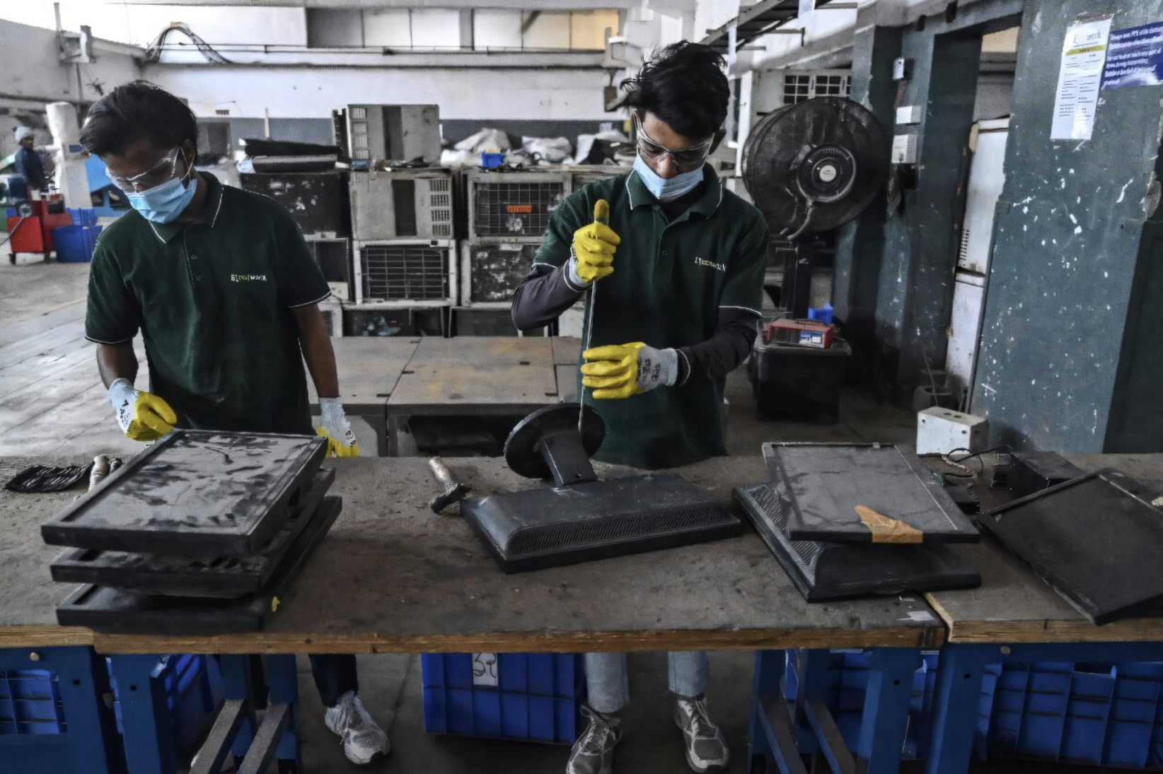 IT hardware refurbishment and technicians working